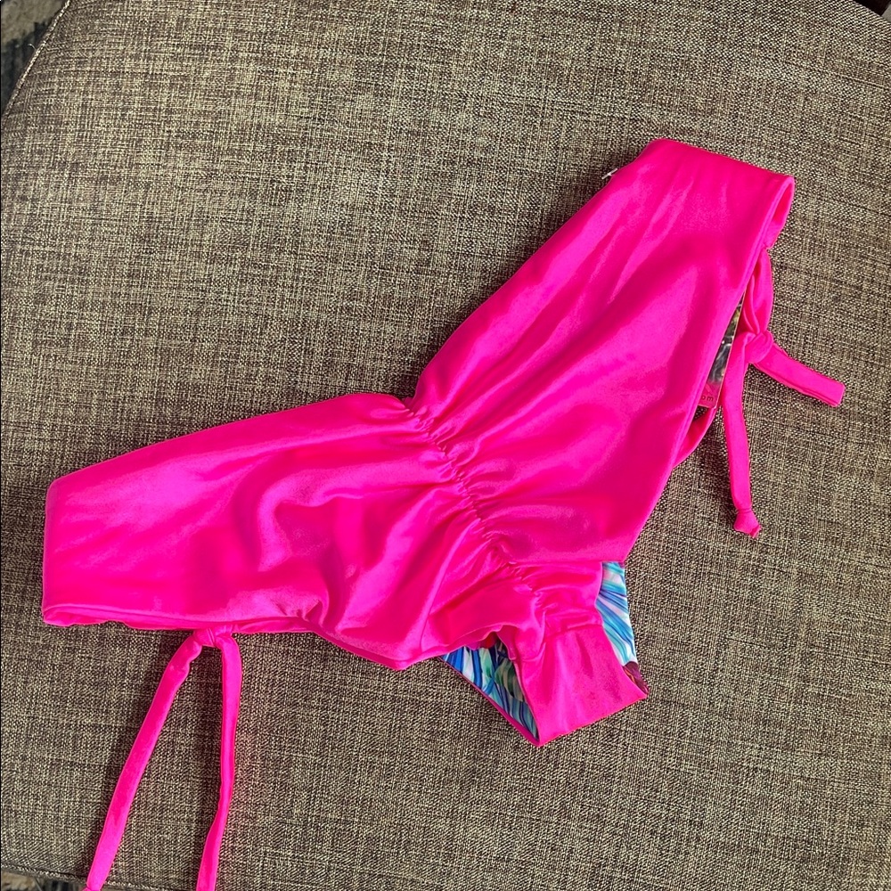 Pink Bikini Bottom - Picture 2 of 5